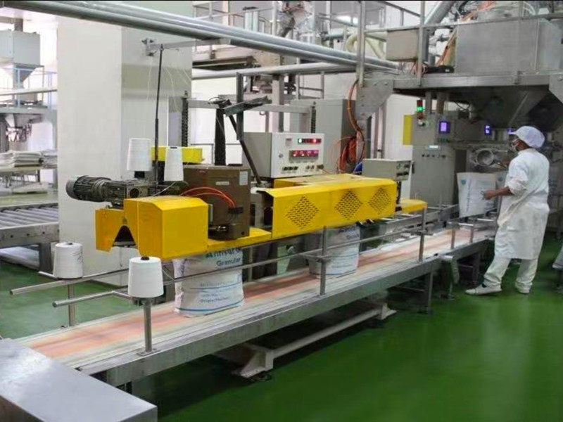 25kg半自动颗粒包装线